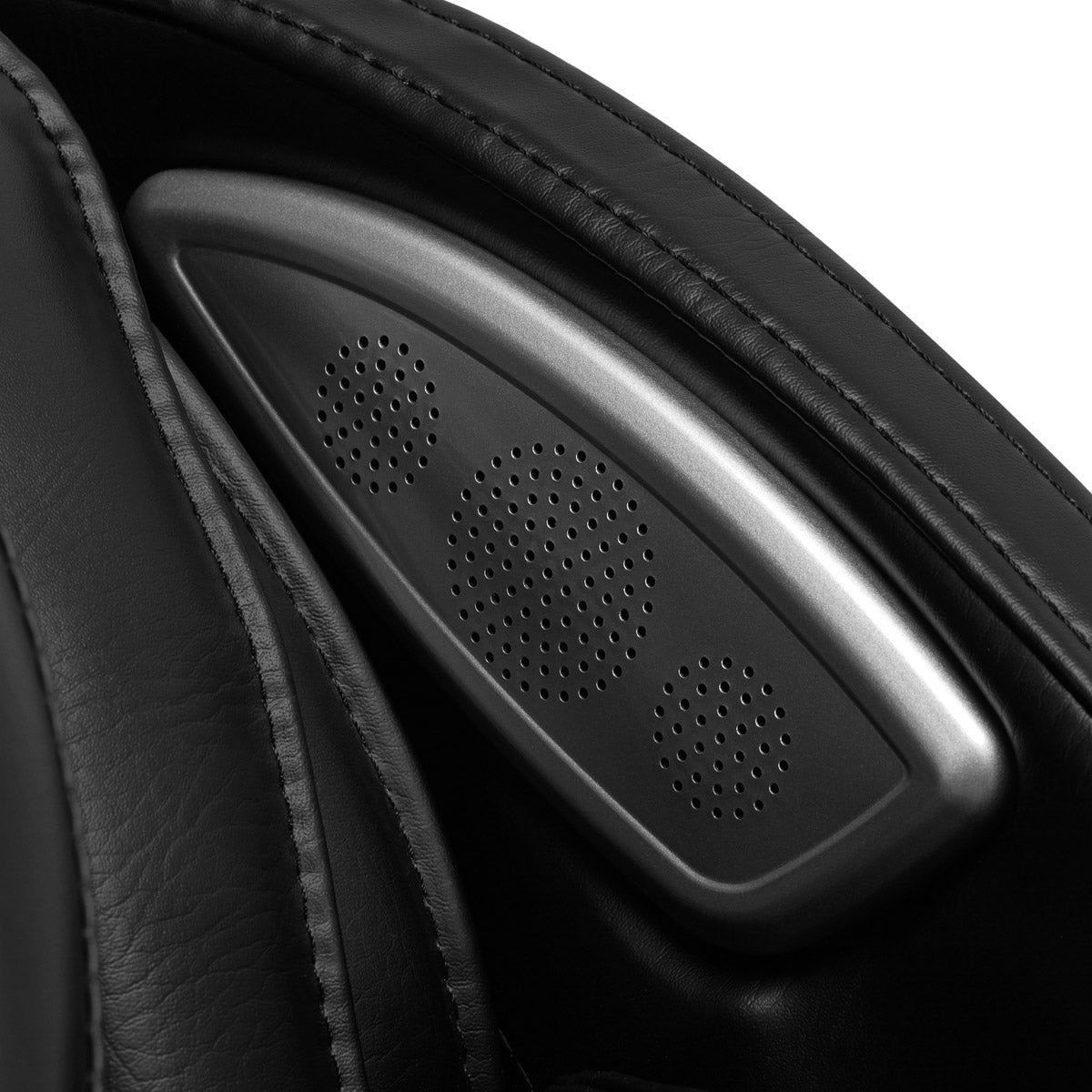 Sakura Classic 305 Massage Chair Black - close-up of the upholstery and construction details
