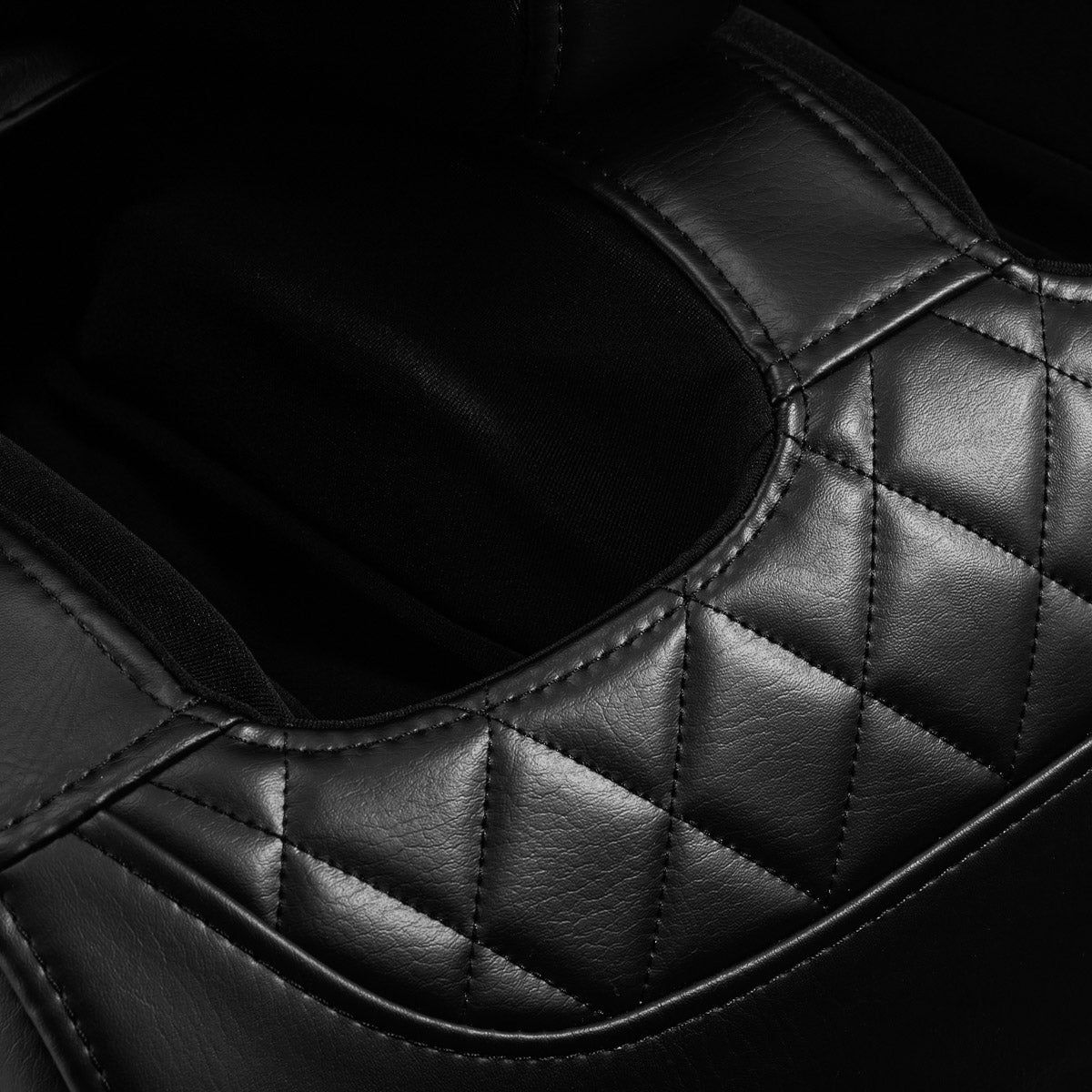 Sakura Classic 305 Massage Chair Blue - close-up of the upholstery and construction details