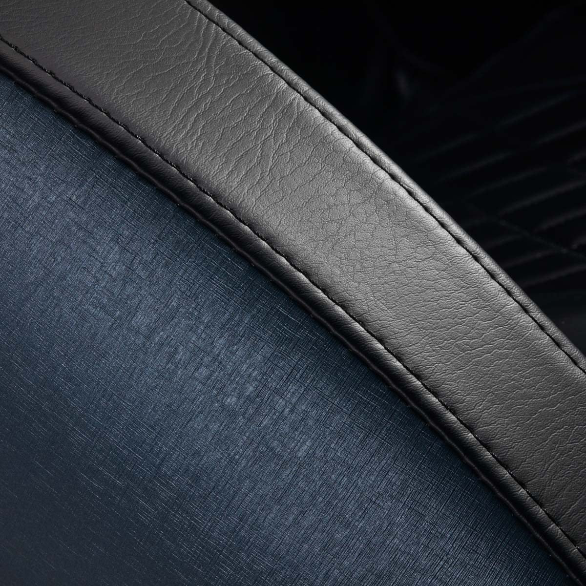 Sakura Classic 305 Massage Chair Blue - close-up of the upholstery and construction details