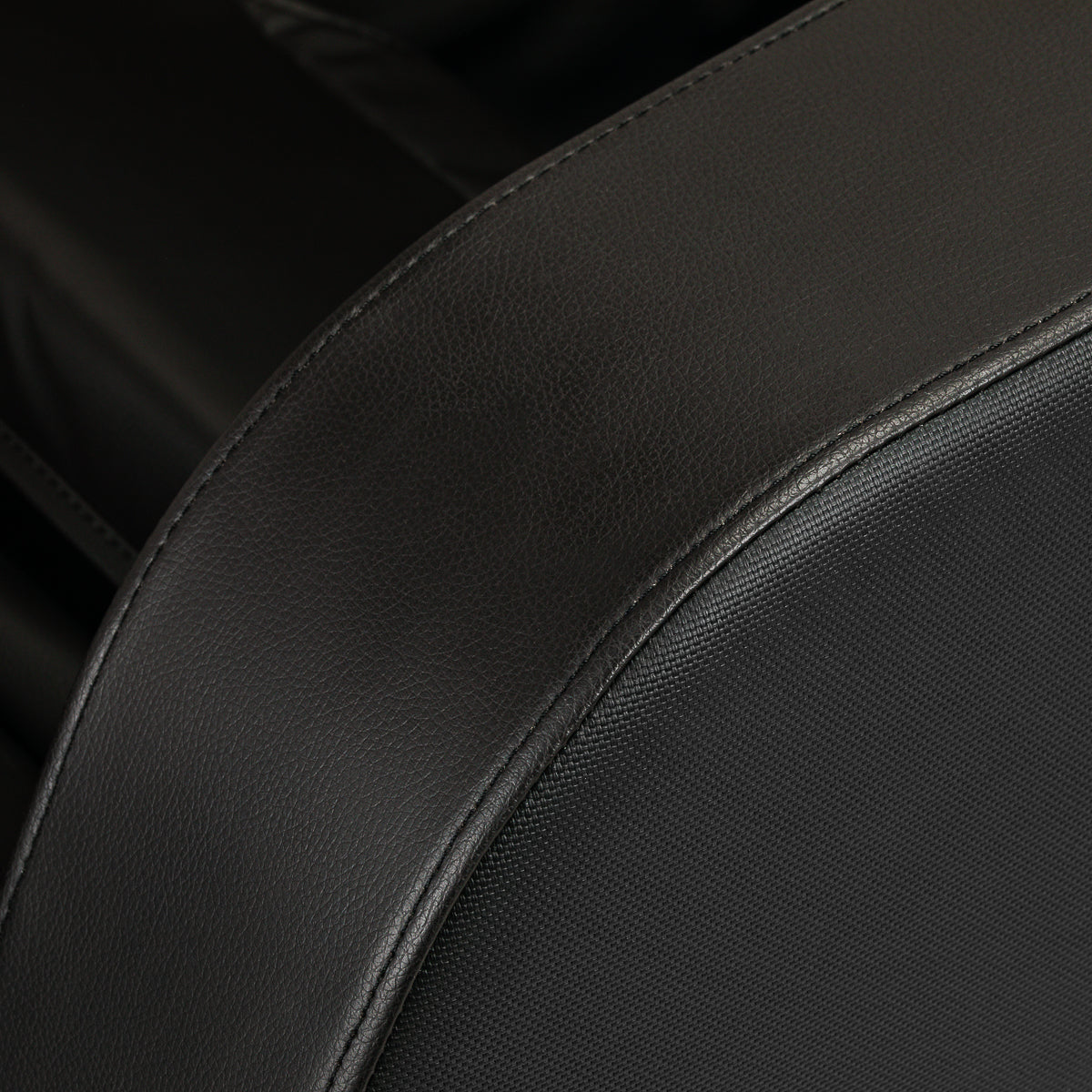 Sakura Massage Chair Comfort Plus 806 Black - close-up of the upholstery and construction details
