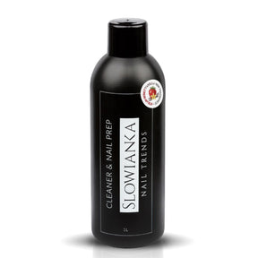 Slowianka Cleaner Strawberry & Vanilla - isolated on a white background