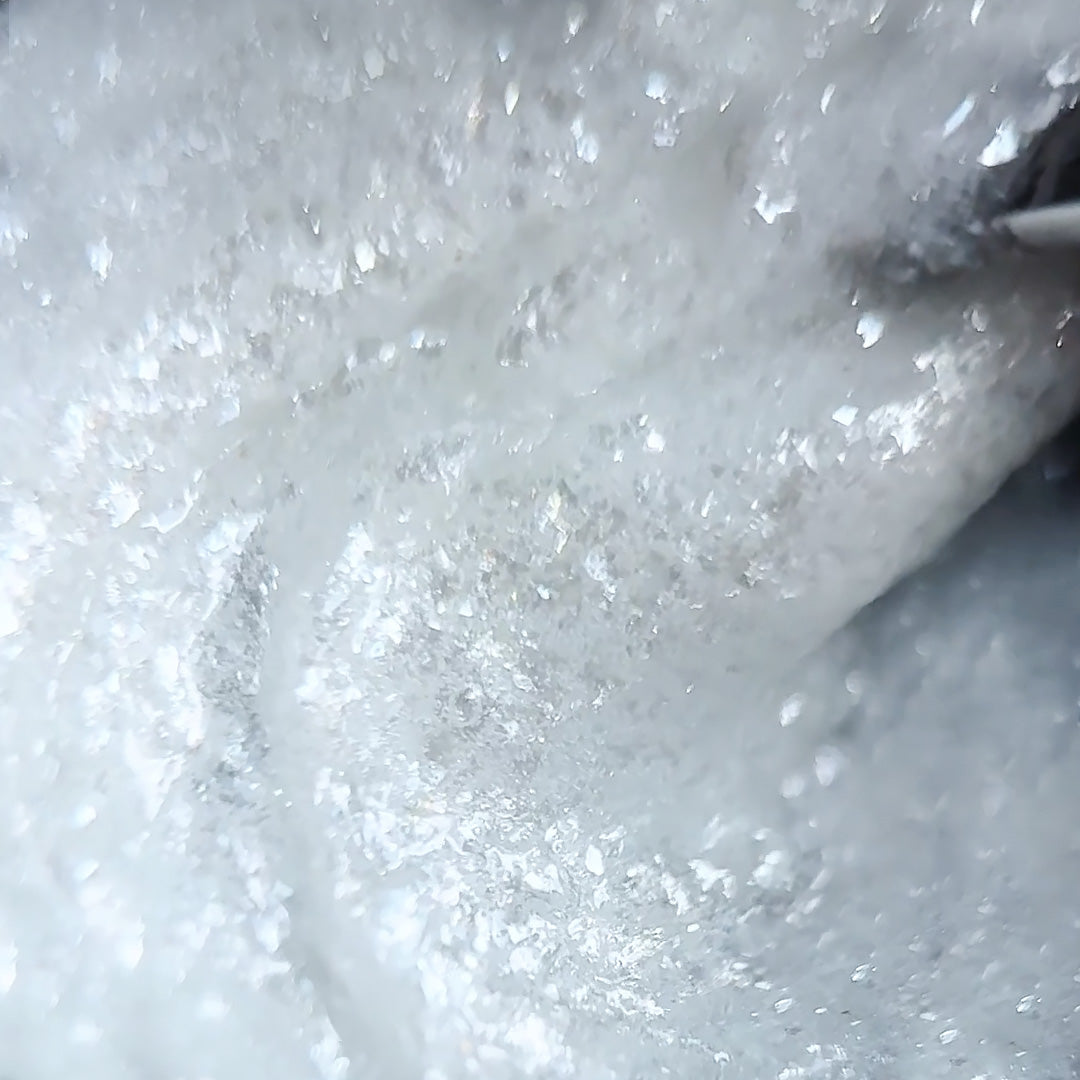 Slowianka Crushed Glass Powder Dust - product colour and packaging on a dark background