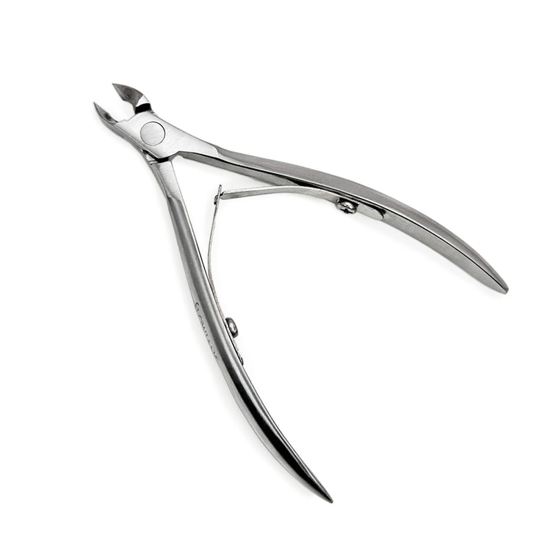 Slowianka Cuticle Nippers C-4 - stainless-steel nippers with the cutting jaws visible on a white background