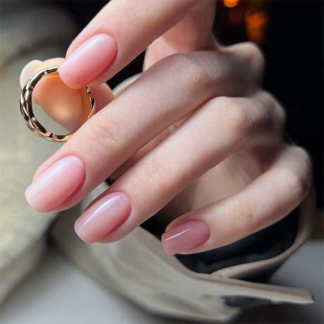 Slowianka Gel Polish 393 Big Boss - colour shown on manicured nails