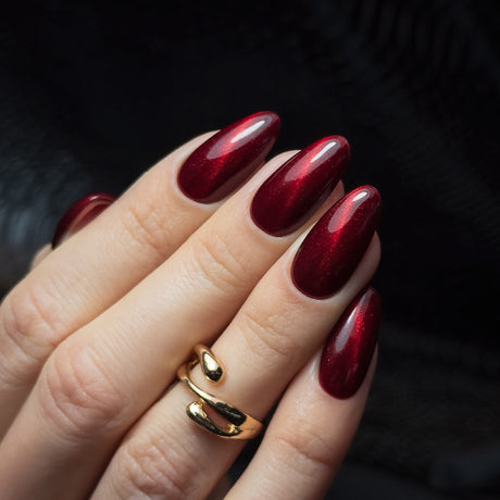 Slowianka Gel Polish 517 Magenta Snake Eye - colour shown on manicured nails