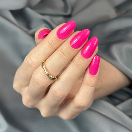 Slowianka Gel Polish 541 Bubble Berry - colour shown on manicured nails