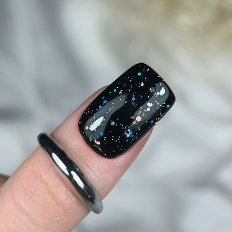 Slowianka Top Coat No Wipe Confetti - product colour and packaging on a dark background