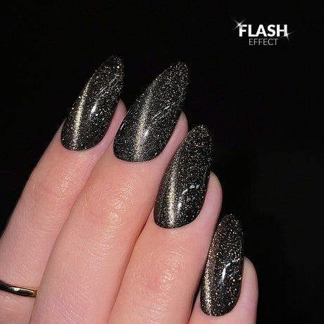 Slowianka Top Coat No Wipe Flash Cat Eye Gold - colour shown on manicured nails