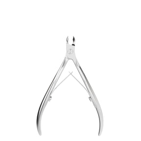 Victoria Vynn Cuticle Nippers - 3mm - stainless-steel nippers with the cutting jaws visible on a white background