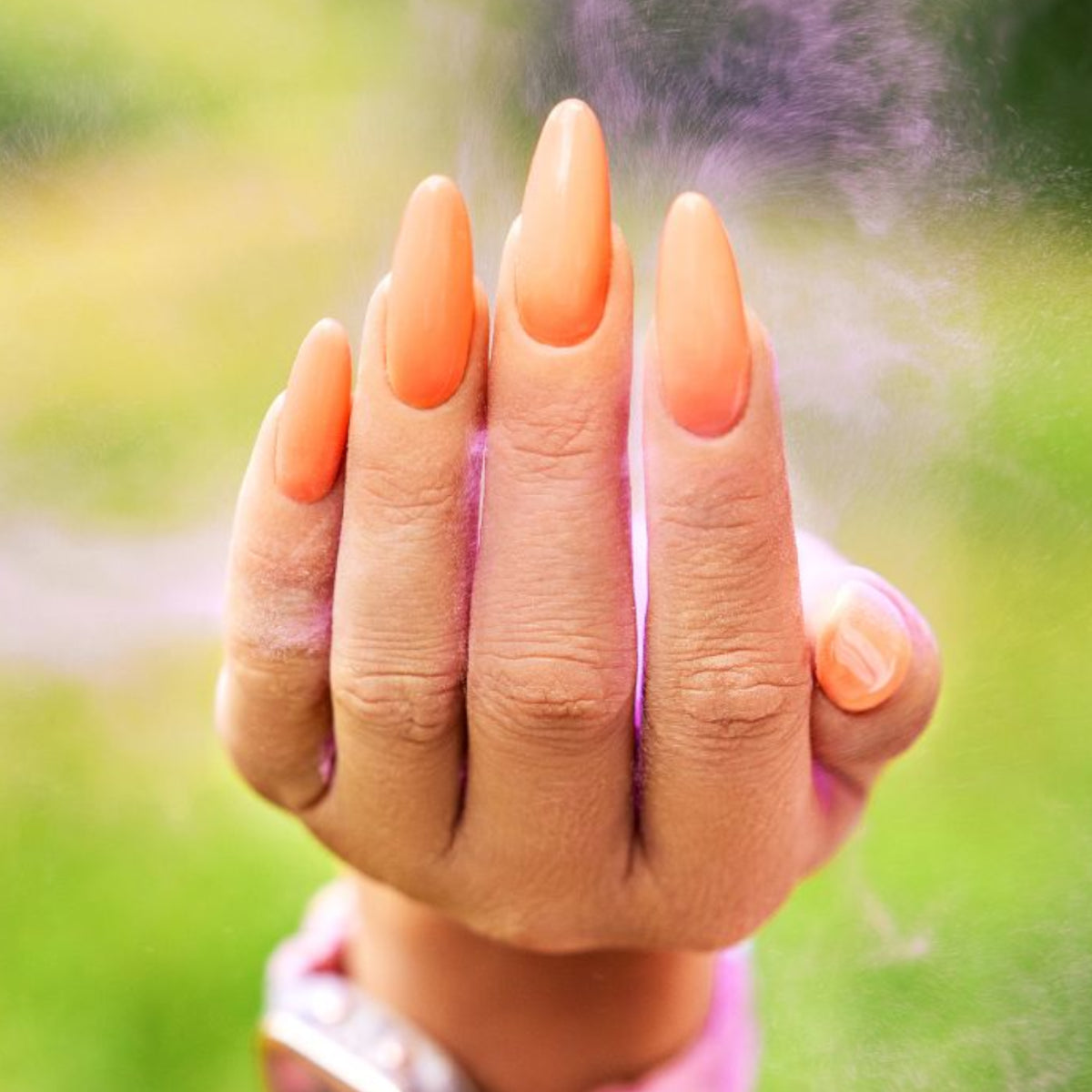 Victoria Vynn Gel Polish Color 376 Turbo - colour shown on manicured nails