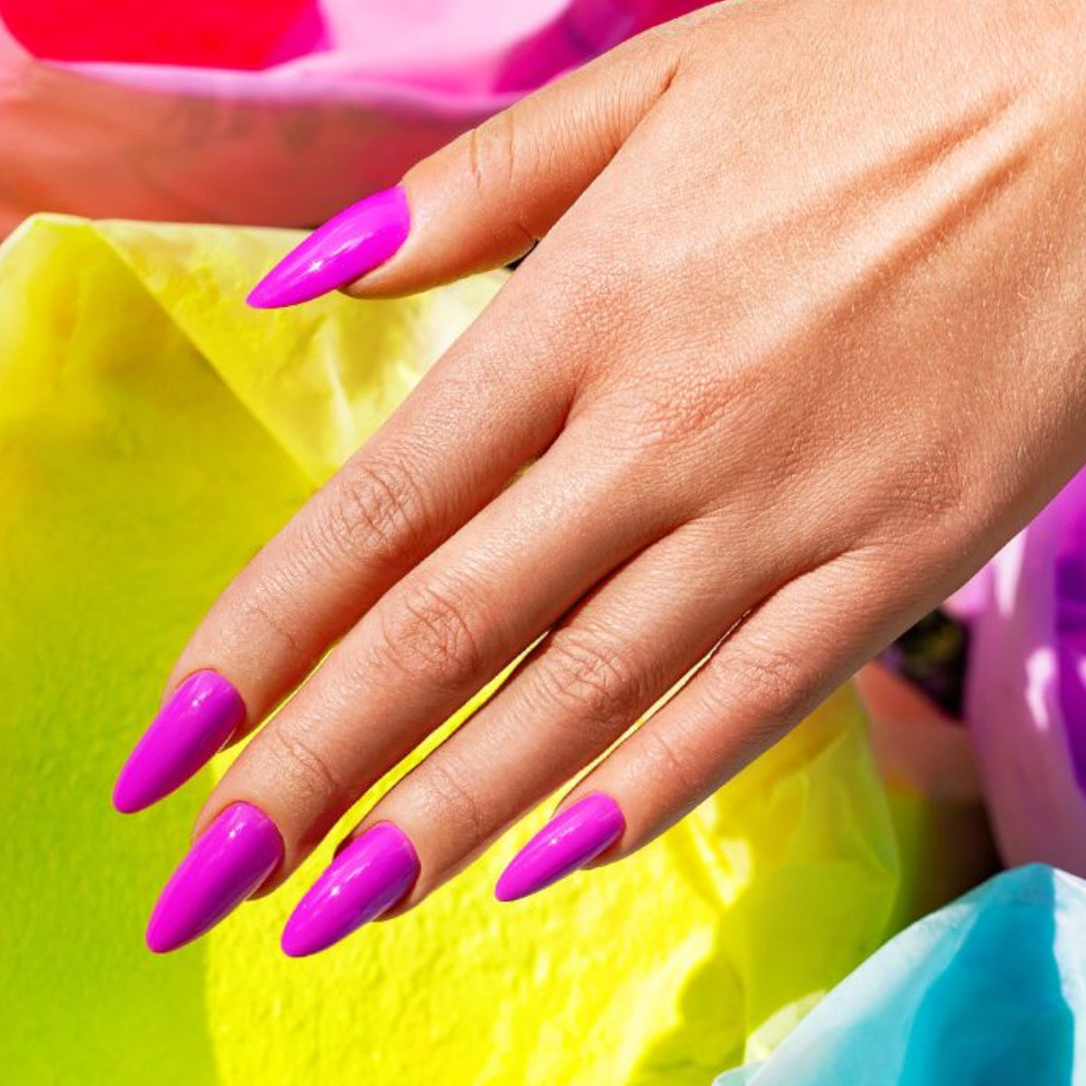 Victoria Vynn Gel Polish Color 380 Biforek - colour shown on manicured nails