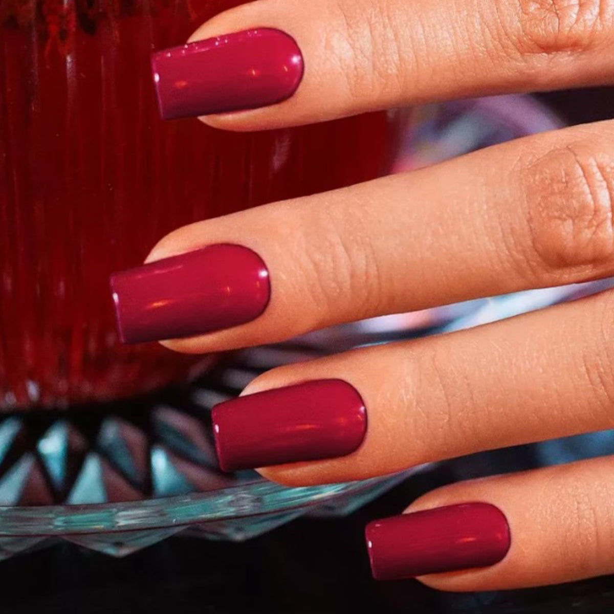 Victoria Vynn Gel Polish Color 441 Redbellion - shade swatches shown beside the product