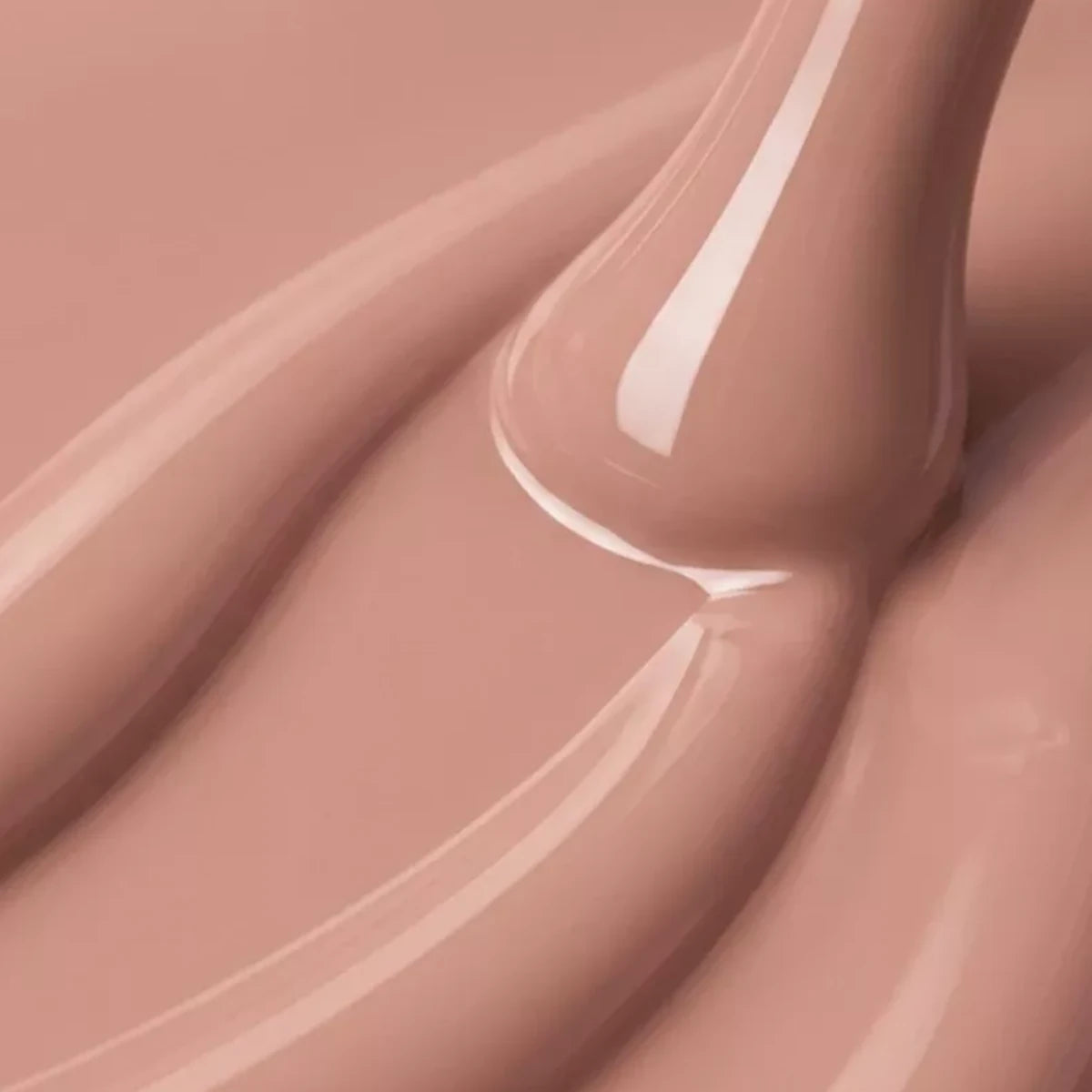 Victoria Vynn Gel Polish Color 465 Rose Whisper - colour shown on manicured nails