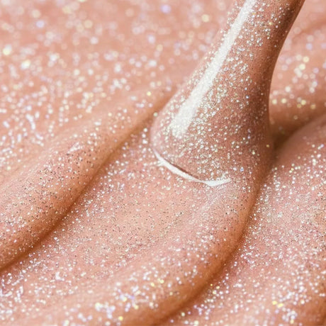 Victoria Vynn Gel Polish Hello Base Ciao Lumi - colour shown on manicured nails