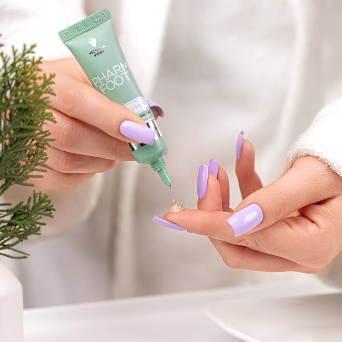 Pharm Foot mycoVerrum Problematic Skin Serum with Ozone Oil & Herbs SH.3 - shown during a professional foot treatment