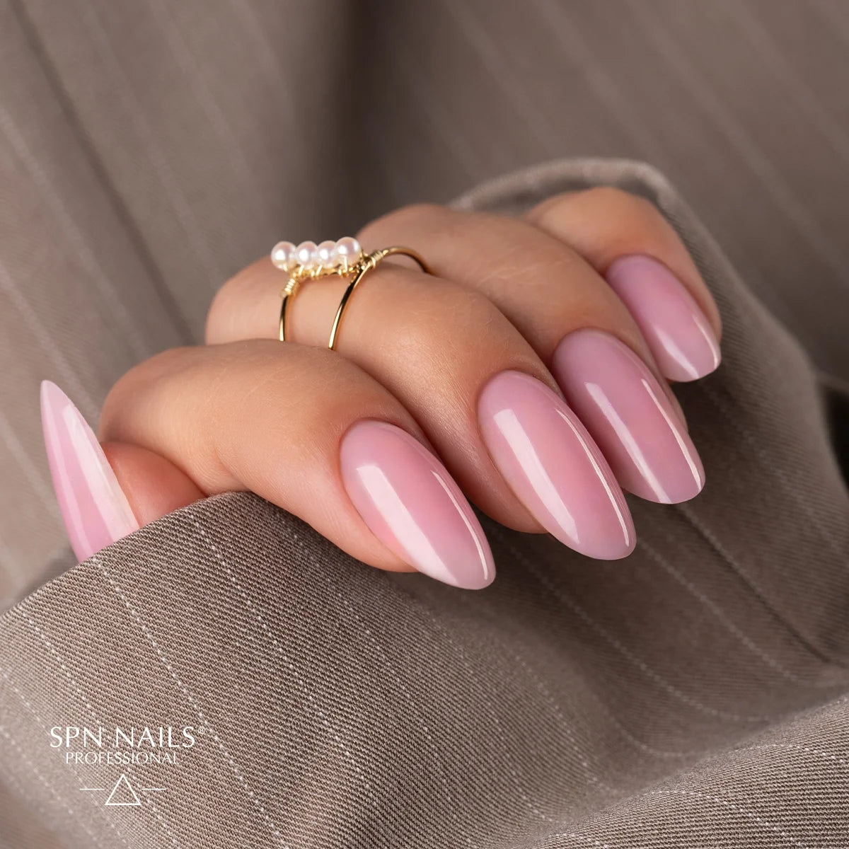 SPN Nails TiXo Builder Gel Cover Rose by Marta Dziurkowska