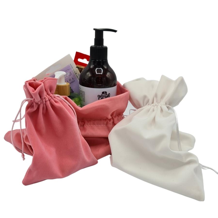 Roxie Cosmetics Gift Wrap velvet bag