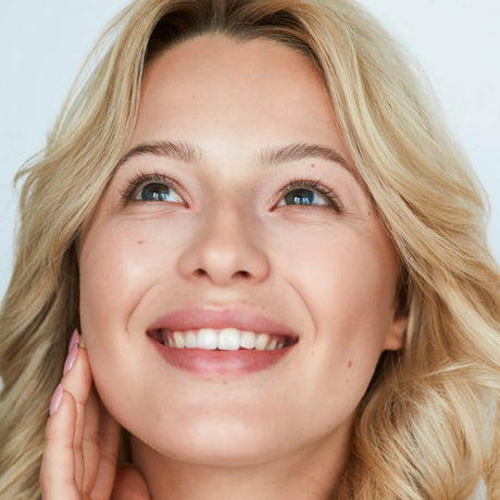 Miya Cosmetics BEAUTYlab Face Serum with Vitamin C - finished result shown on a model's face