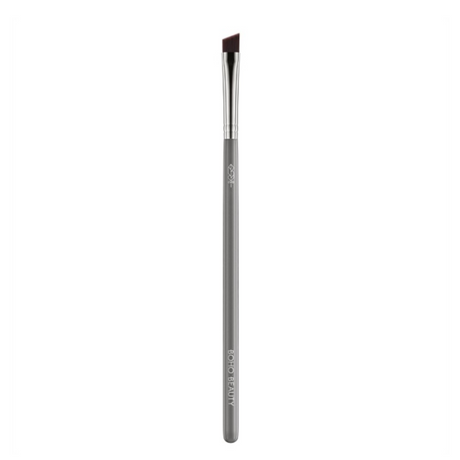 Paese BOHO BEAUTY Angled Liner Brush 302 - isolated on a white background