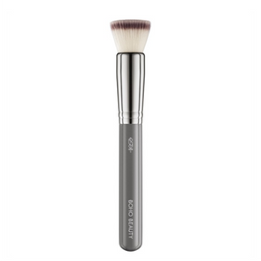 Paese BOHO BEAUTY Foundation Brush 125V - isolated on a white background