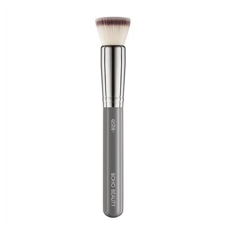 Paese BOHO BEAUTY Foundation Brush 125V - isolated on a white background
