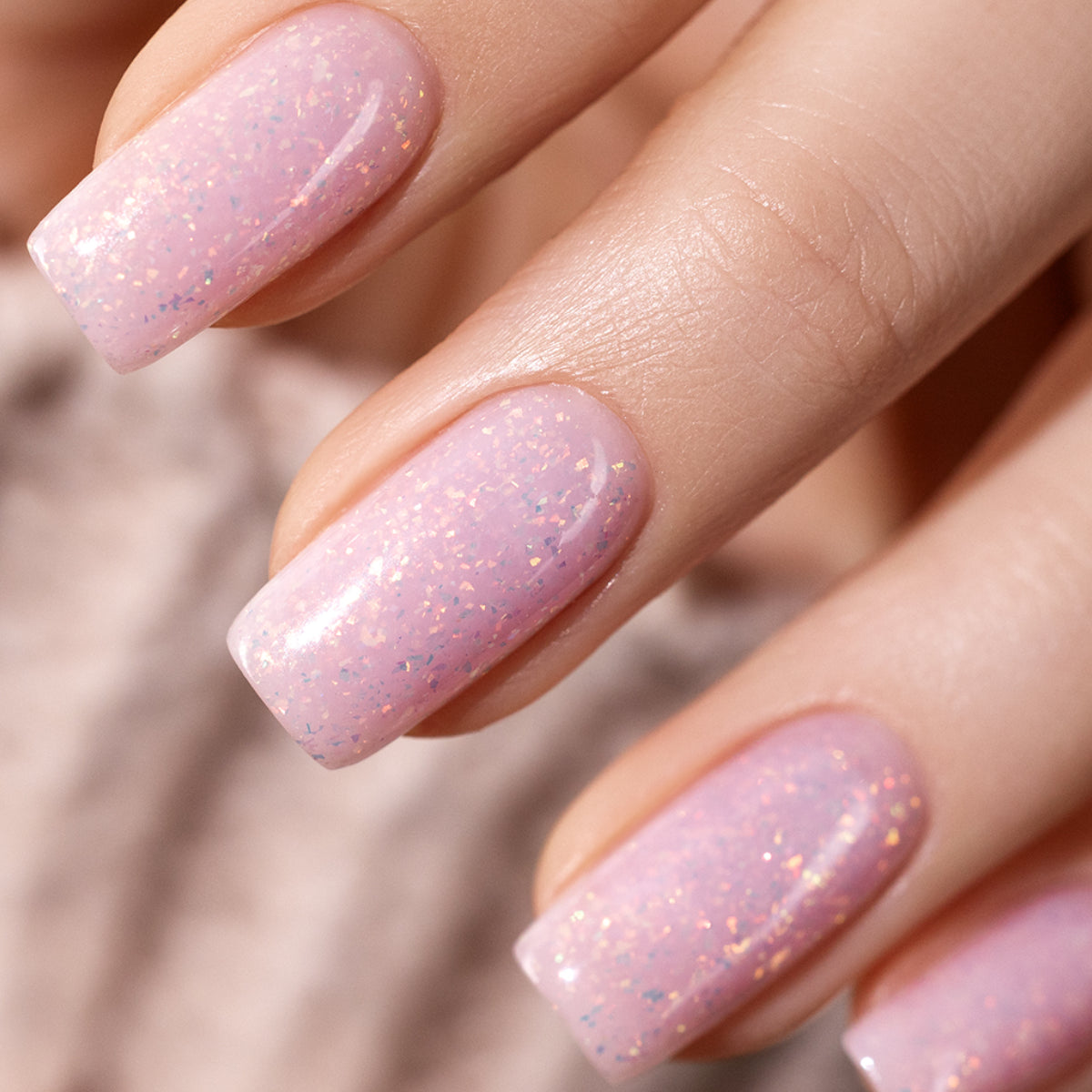 Victoria Vynn Gel Polish Just Base Rosen - colour shown on manicured nails