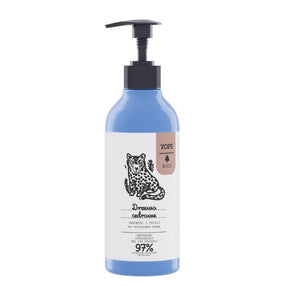 Yope Natural Shower Gel Cedar Tree & Juniper - isolated on a white background